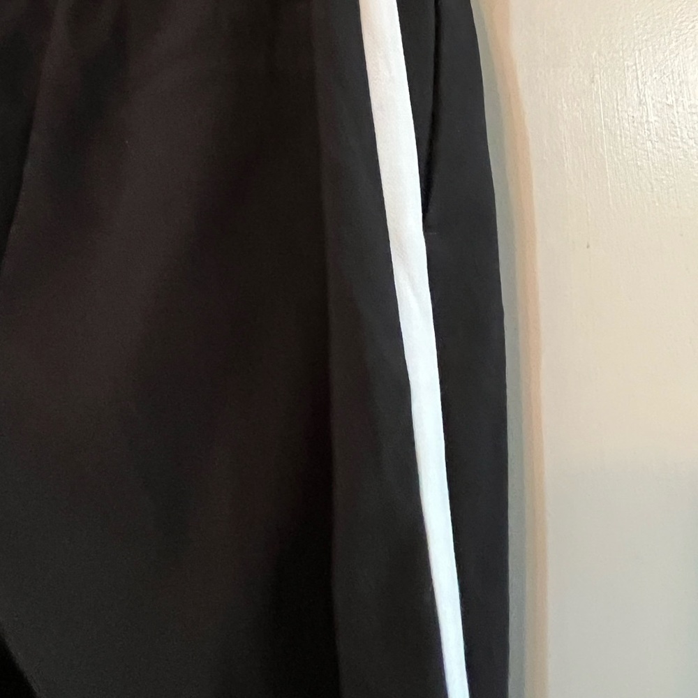 Old Navy Black Pants with white stripe size 18.